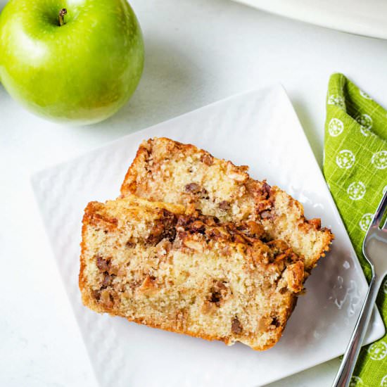 apple cinnamon bread - Recipe photo by lifeloveandgoodfood