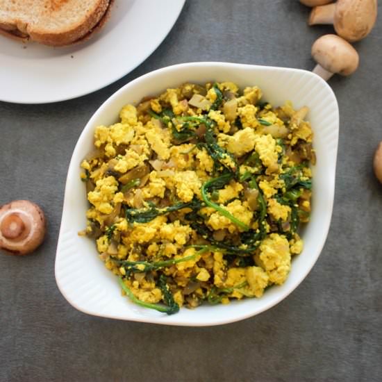 Mushroom & Spinach Tofu Scramble - Recipe photo by Earthlysuperfood