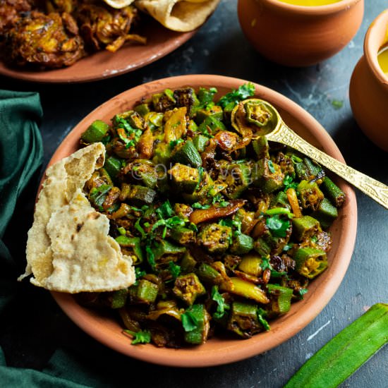 Indian Bhindi Masala – Fried Okra - Recipe photo by Oh My Veg