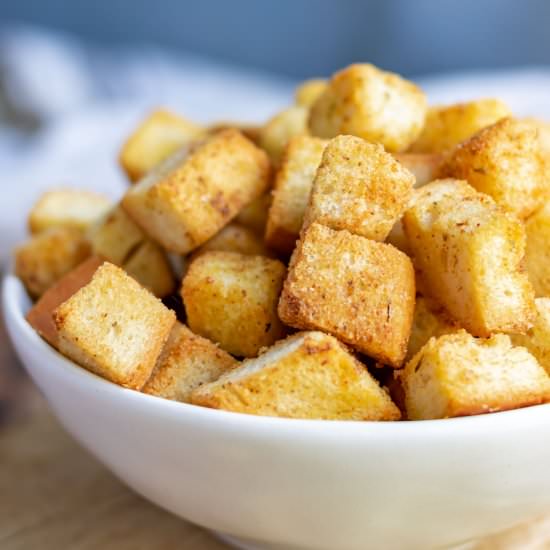 Air Fryer Croutons - Recipe photo by veggie desserts