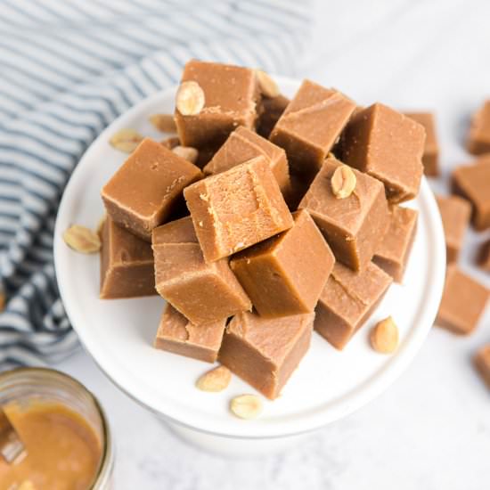 Old Fashioned Peanut Butter Fudge - Recipe photo by Chopnotch