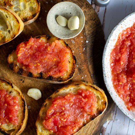 Pan Con Tomate - Recipe photo by AnotherFoodBlogger