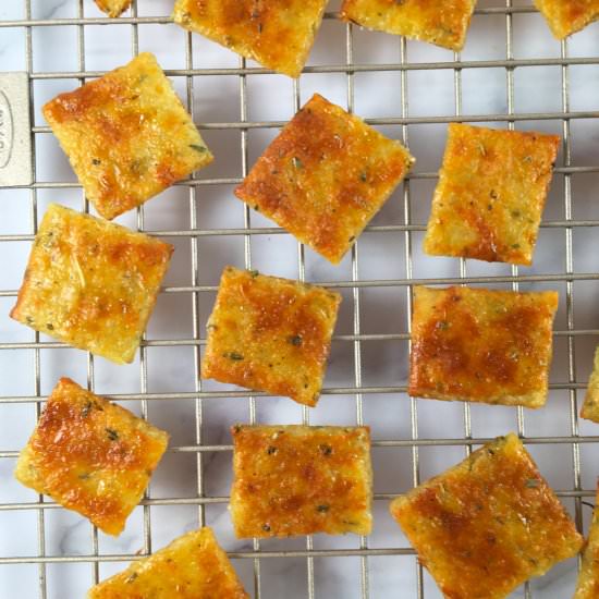 Keto Crackers (Low Carb Recipe) - Recipe photo by summeryule.com