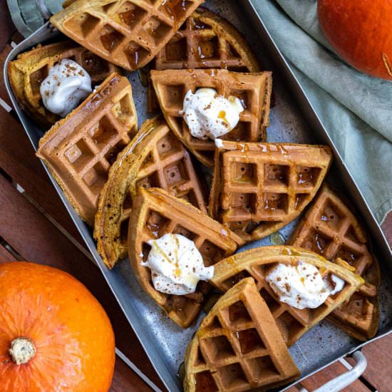 Easy Pumpkin Waffles - Recipe photo by Sixhungryfeet