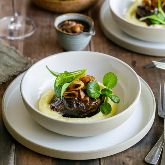 braised beef cheek with shallot jus - Recipe photo by between2kitchens