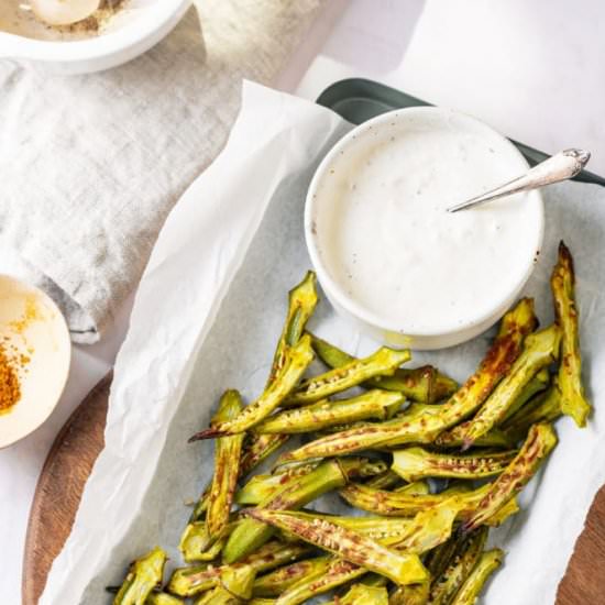 Roasted Okra with Simple Yogurt Dip - Recipe photo by allweeat
