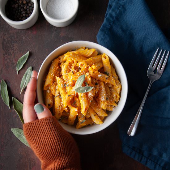 One-Pot Pasta with Pumpkin Sauce - Recipe photo by marleysmenu