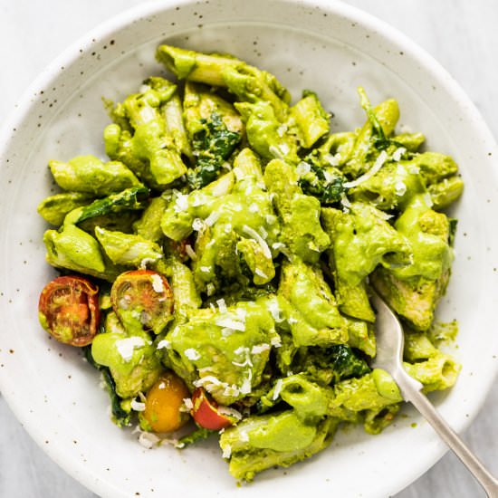 Chicken Pesto Pasta - Recipe photo by The Endless Meal