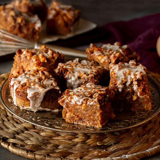 Spiced Apple Coffee Cake - Recipe photo by Happyasayam