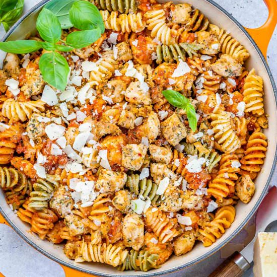 CHICKEN PARMESAN PASTA - Recipe photo by healthyfitnessmeals