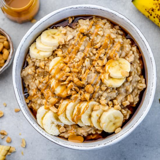 STEEL CUT OATS BREAKFAST BOWL - Recipe photo by healthyfitnessmeals
