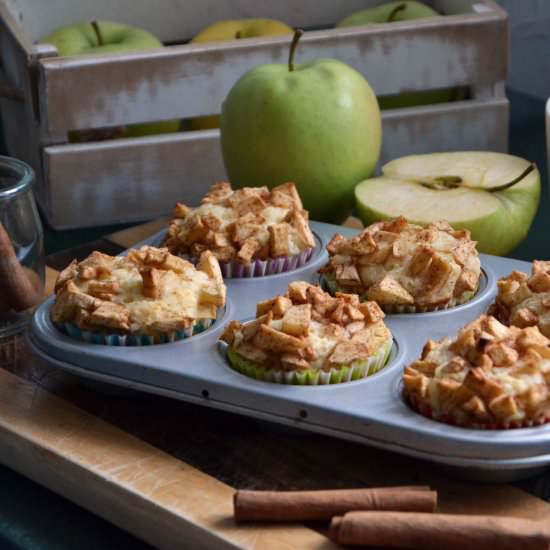 Ricotta and cinnamon apple muffins - Recipe photo by Foodohfood