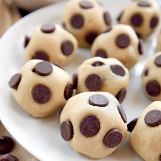 Cookie Dough Bites - Recipe photo by browniebites