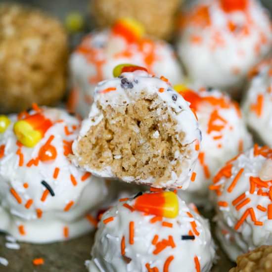 Halloween Rice Krispie Party Treats - Recipe photo by thebakingchocolatess