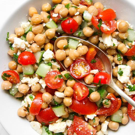 Easy Chickpea Salad - Recipe photo by carbgirl