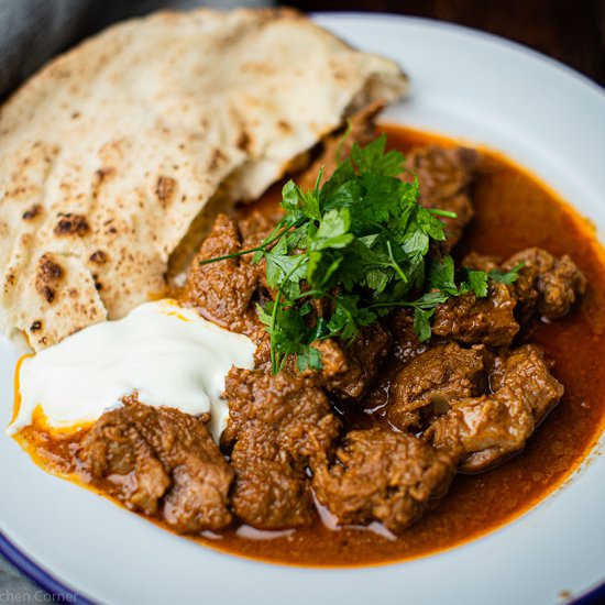 Homemade Rogan Josh curry - Recipe photo by Lous Kitchen Corner