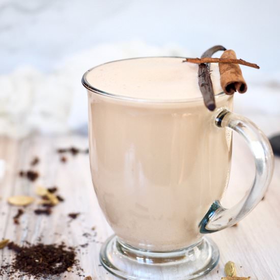 Easy Homemade Chai Tea Latte - Recipe photo by thefreshcooky