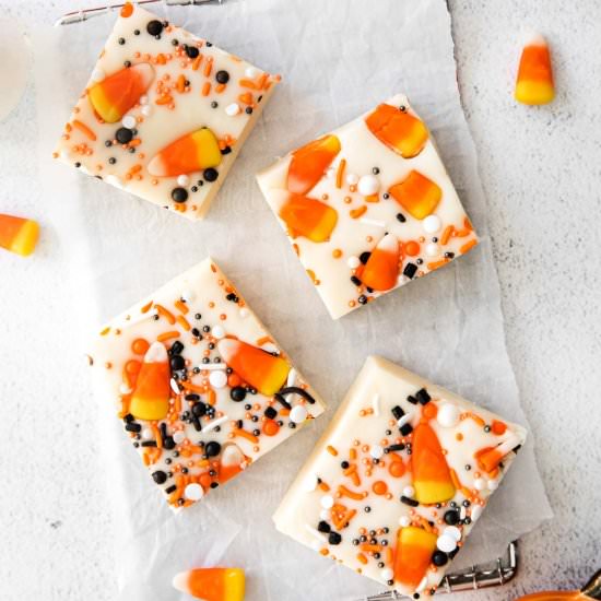 Easy Halloween Fudge - Recipe photo by ToSimplyInspire