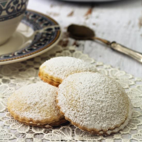 Genovesi Ericine-Sicilian Pastry - Recipe photo by Mangia Bedda