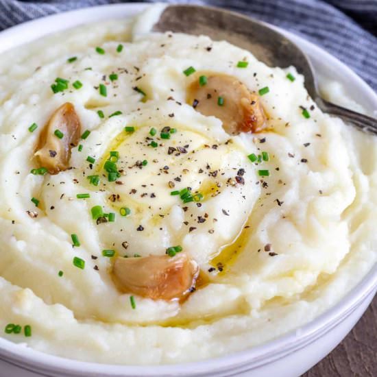 Roasted Garlic Mashed Potatoes - Recipe photo by Jessica Gavin