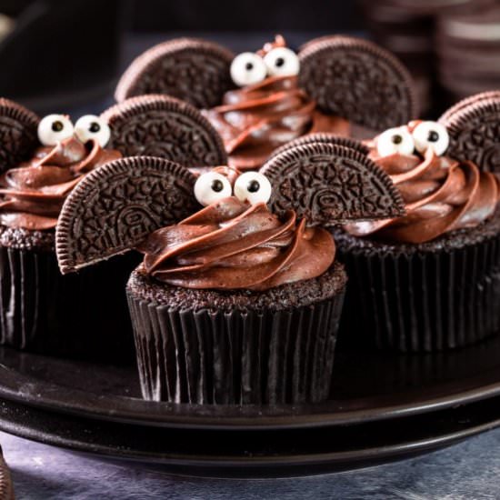 Halloween Bat Cupcakes - Recipe photo by noshingwiththenolands