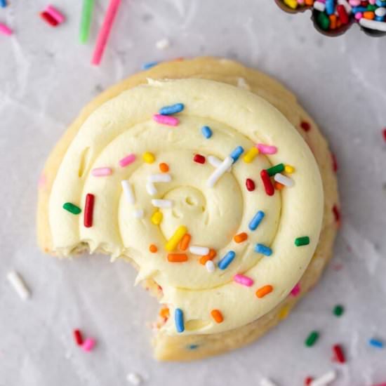 Crumbl birthday cake cookies - Recipe photo by lifestyleofafoodie