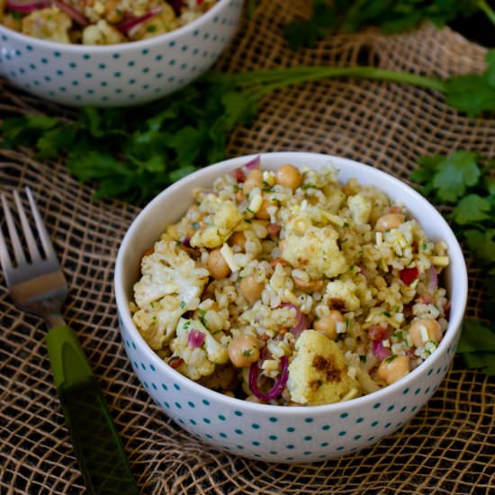 Grilled cauliflower salad - Recipe photo by mecooks.com