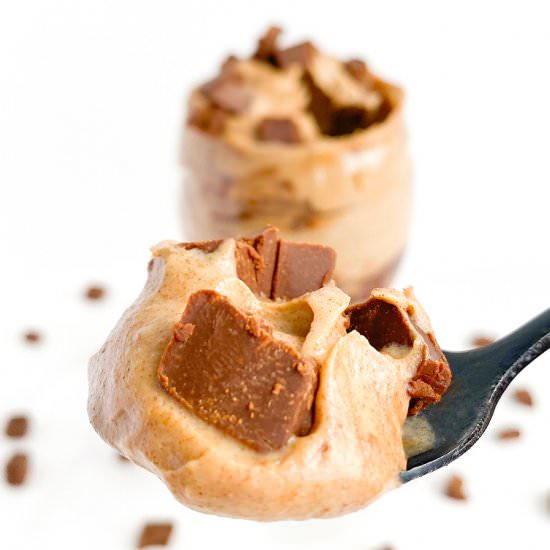 Vegan Chocolate Chip Cookie Dough - Recipe photo by Revelinplants