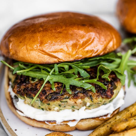 Chicken Feta Spinach Burger - Recipe photo by The Endless Meal