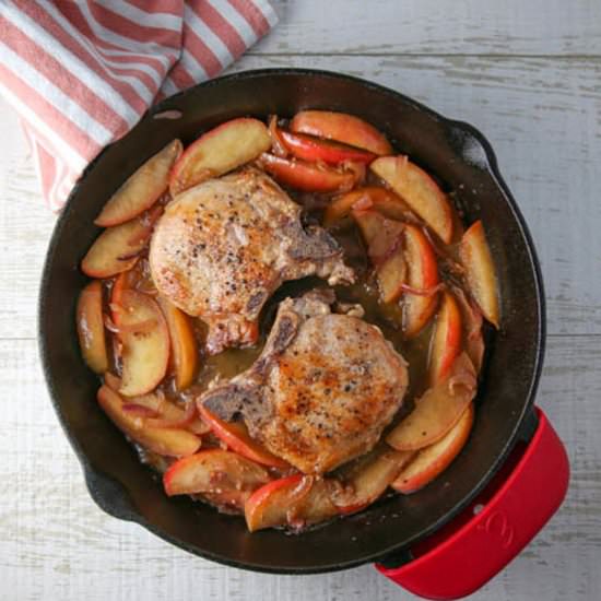 Skillet Pork Chops with Apples - Recipe photo by Tastefulventure