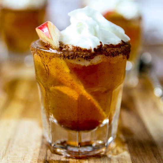 Apple Pie Shooters - Recipe photo by the food blog