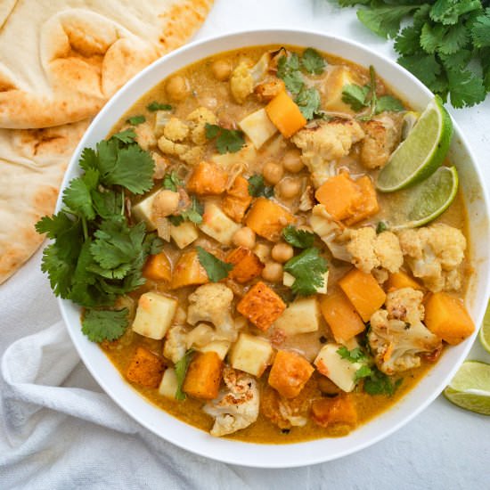 Butternut Squash and Chickpea Curry - Recipe photo by ThePypersKitchen