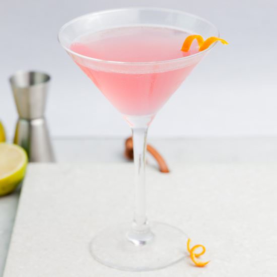 cosmopolitan - Recipe photo by everyday-delicious.com