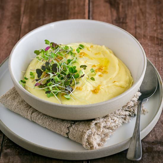 Creamy mashed potatoes - Recipe photo by between2kitchens