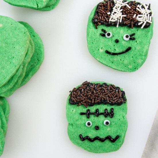Frankenstein Cookies - Recipe photo by Sweetphi