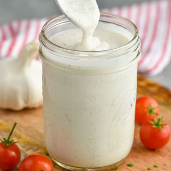 Creamy Garlic Dressing - Recipe photo by simplejoy