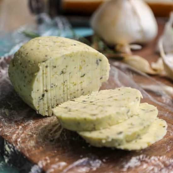 Garlic Herb Compound butter - Recipe photo by fatgirlhedonist