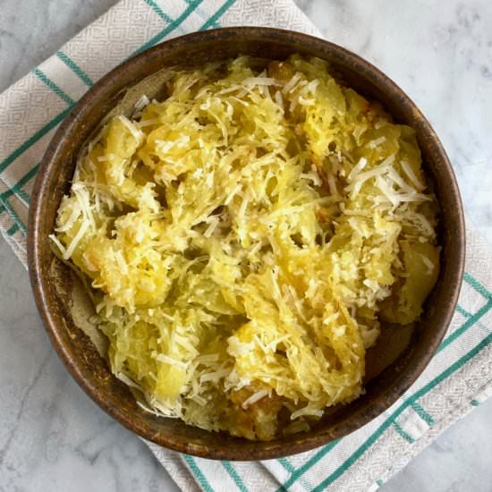 Roasted Spaghetti Squash - Recipe photo by thebrookcook.wordpress.com