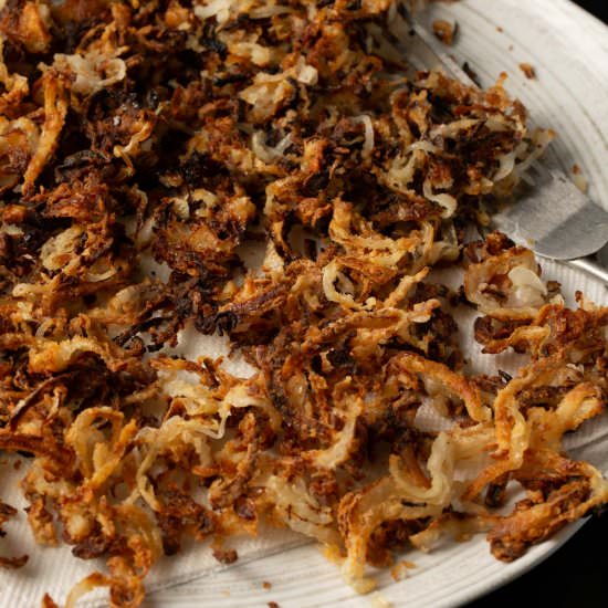 Crispy Fried Onions - Recipe photo by Barbara Curry