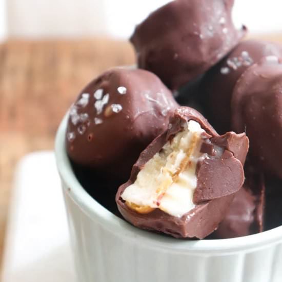 Frozen Peanut Butter Banana Bites - Recipe photo by seasonandthyme