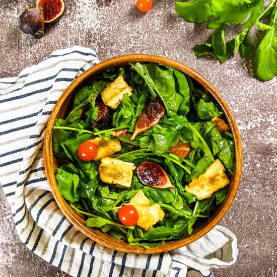 Fig and Grilled Halloumi Salad - Recipe photo by mamazilla