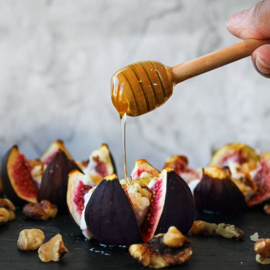 Stuffed Roasted Figs - Recipe photo by RominasLittleCorner