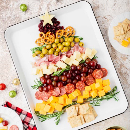 Christmas Tree Charcuterie Board - Recipe photo by completelychristmas