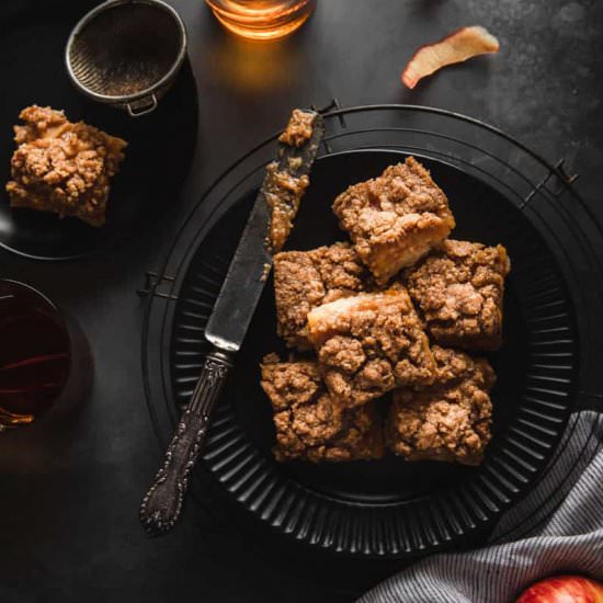 Apple Crumble Pie Bars - Recipe photo by peanutbutterpluschocolate