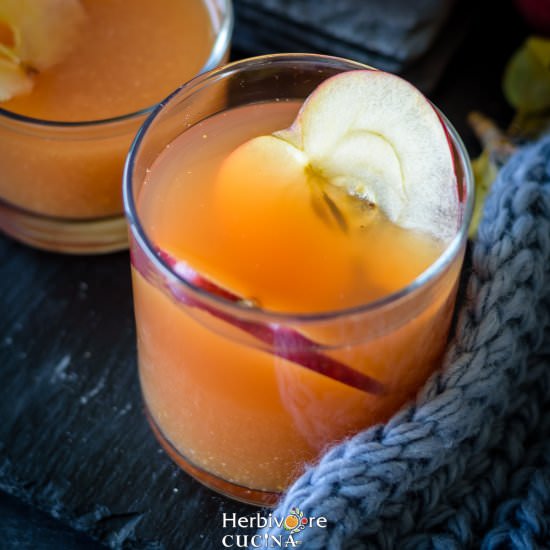 Instant Pot Apple Cider - Recipe photo by Herbivore Cucina