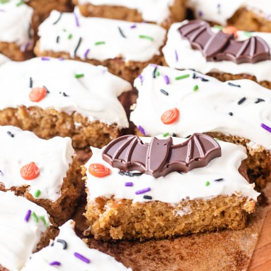 Pumpkin Cake Bars - Recipe photo by hangryeconomist
