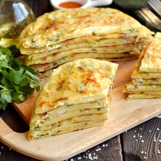 Cheesy Flatbread with Mashed Potato - Recipe photo by FreeFoodTips