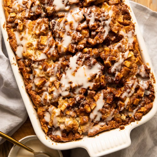 Apple Fritter Cake - Recipe photo by Desserts And Drinks