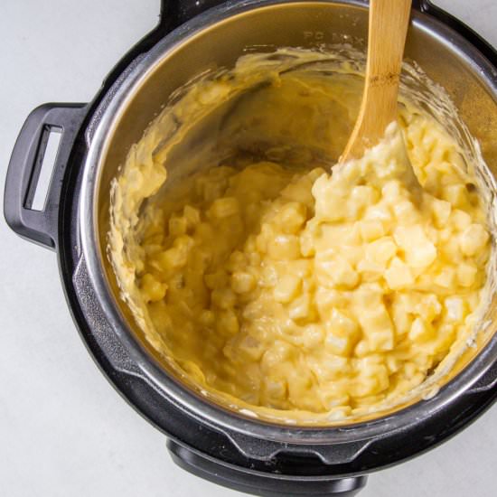 Instant Pot Cheesy Potatoes - Recipe photo by Sweetphi