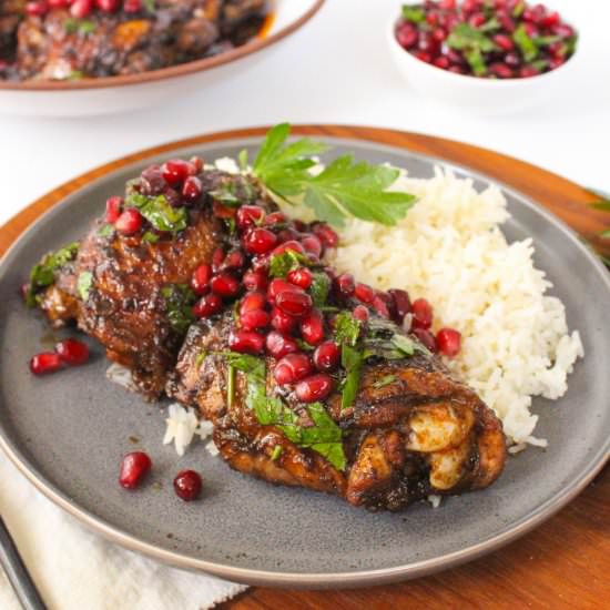 Pomegranate Glazed Chicken Thighs - Recipe photo by fANNEtastic food